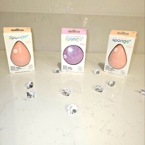 Brand new, sealed, (3 pieces) real techniques miracle sponges